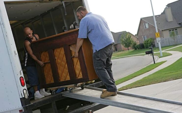 What day is the cheapest to hire movers1