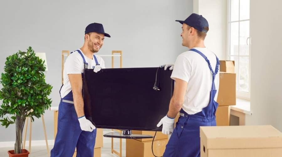 Who are the professional removalists in Faversham?